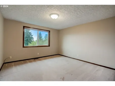 2204 Se 106th Avenue Vancouver WA 98664