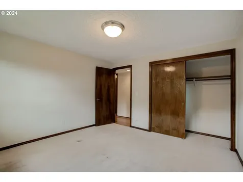 2204 Se 106th Avenue Vancouver WA 98664