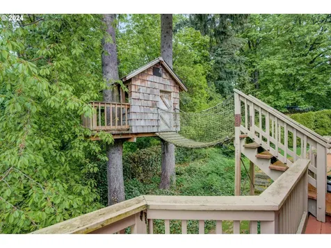 2204 Se 106th Avenue Vancouver WA 98664