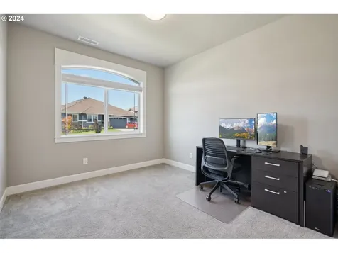 1701 S Nighthawk Road Ridgefield WA 98642