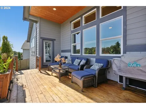 1701 S Nighthawk Road Ridgefield WA 98642