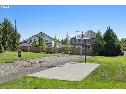1701 S Nighthawk Road Ridgefield WA 98642