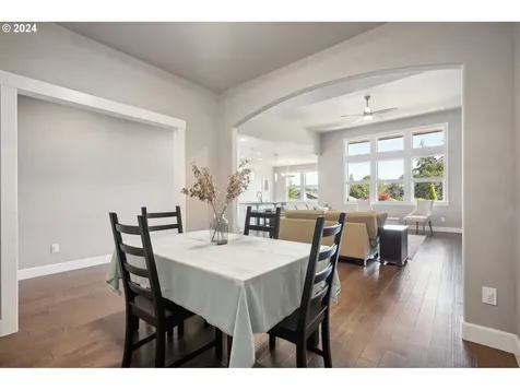 1701 S Nighthawk Road Ridgefield WA 98642