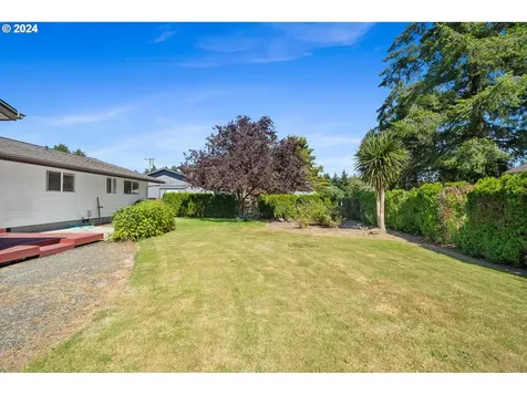 3605 Hawthorne Lane Tillamook OR 97141
