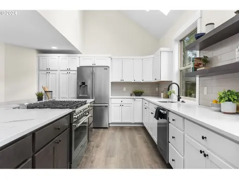 5973 Sw Taylor Street Portland OR 97221