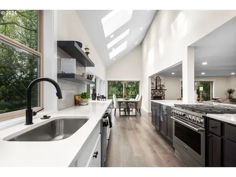 5973 Sw Taylor Street Portland OR 97221