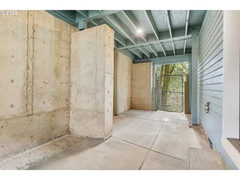 5973 Sw Taylor Street Portland OR 97221