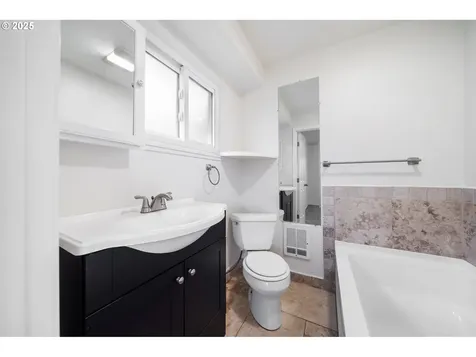 11030 SW 64th Avenue Portland OR 97219