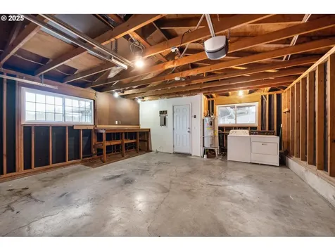 11030 SW 64th Avenue Portland OR 97219
