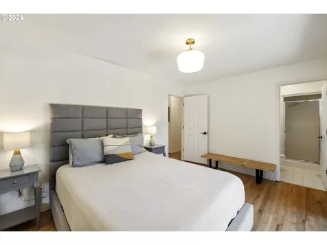 4626 Sw 53rd Avenue Portland OR 97221
