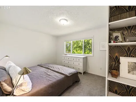 4626 Sw 53rd Avenue Portland OR 97221