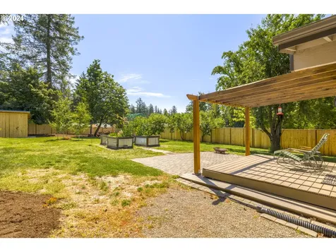 4626 Sw 53rd Avenue Portland OR 97221