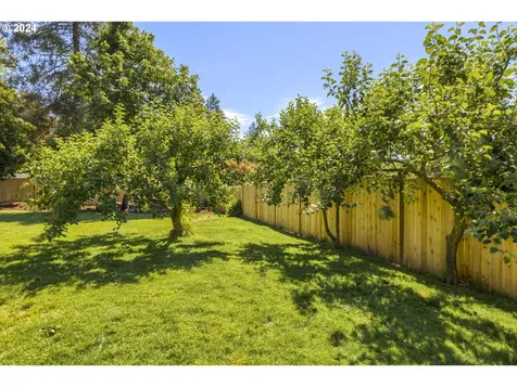 4626 Sw 53rd Avenue Portland OR 97221