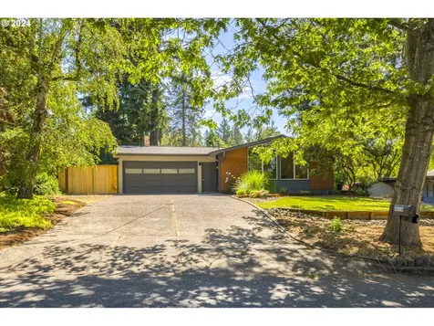 4626 Sw 53rd Avenue Portland OR 97221