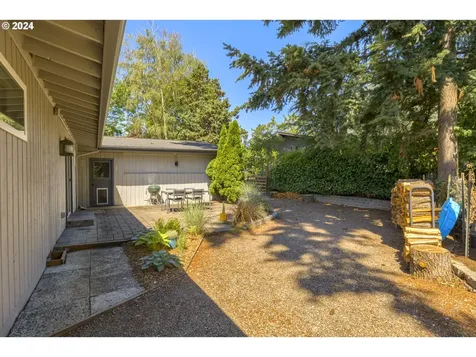 4626 Sw 53rd Avenue Portland OR 97221