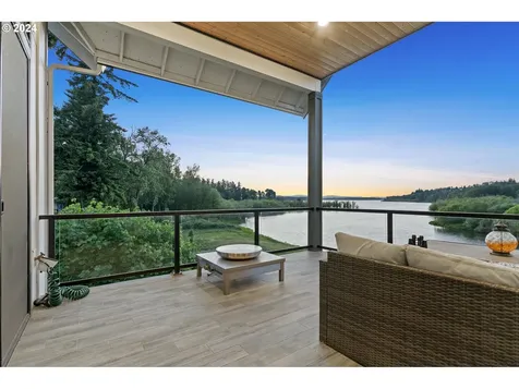 2102 Nw 71st Street Vancouver WA 98665