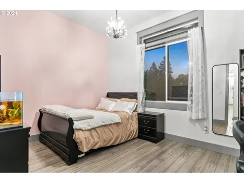 2102 Nw 71st Street Vancouver WA 98665