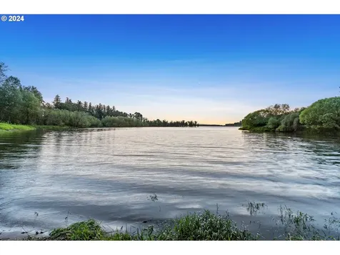 2102 Nw 71st Street Vancouver WA 98665