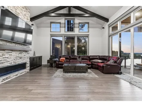 2102 Nw 71st Street Vancouver WA 98665