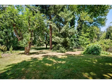 4705 Ne Ainsworth Street Portland OR 97218