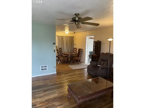 831 Arago Avenue Coos Bay OR 97420