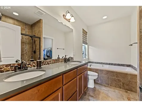 10720 Ne 142nd Avenue Vancouver WA 98682