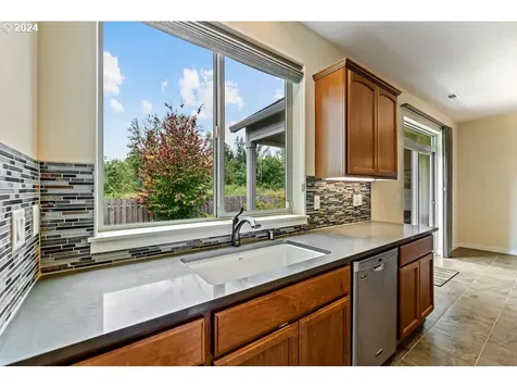 10720 Ne 142nd Avenue Vancouver WA 98682