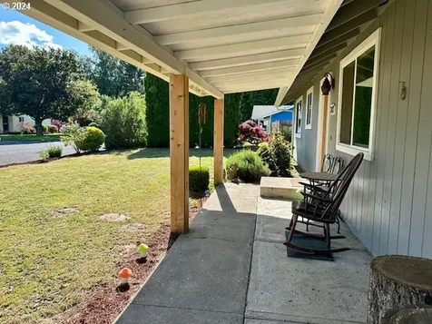 748 Beechwood Street Woodland WA 98674