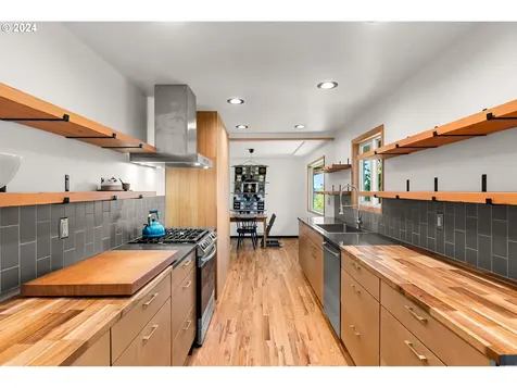 3310 Ne 132nd Avenue Portland OR 97230
