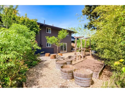 3310 Ne 132nd Avenue Portland OR 97230