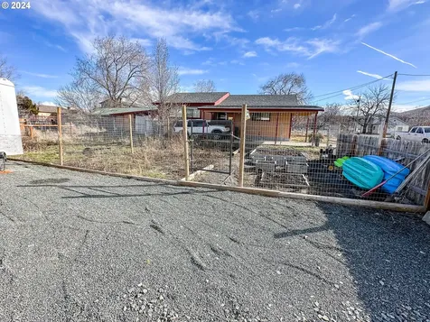 1220 Court Avenue Baker City OR 97814