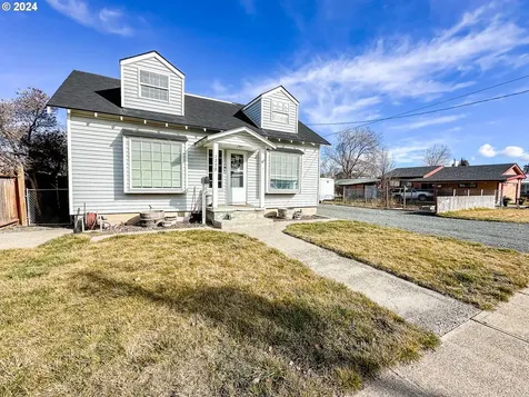 1220 Court Avenue Baker City OR 97814