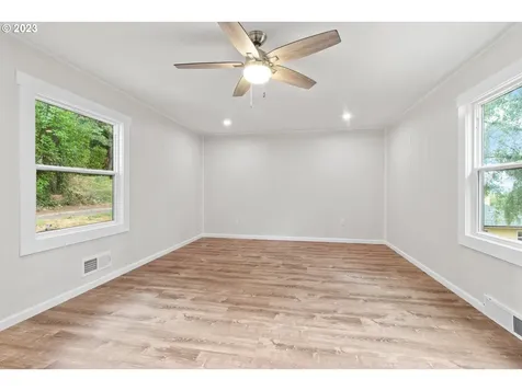11323 SW Capitol Highway Portland OR 97219