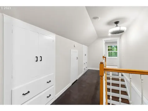 11323 SW Capitol Highway Portland OR 97219