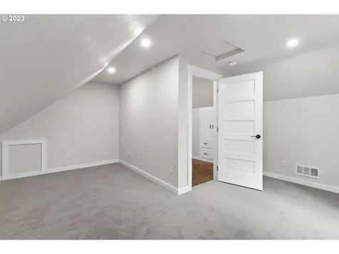 11323 SW Capitol Highway Portland OR 97219