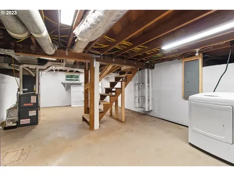 11323 SW Capitol Highway Portland OR 97219
