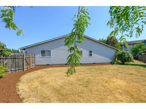 2516 NE Norton Court Mcminnville OR 97128
