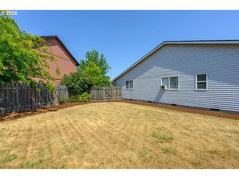 2516 NE Norton Court Mcminnville OR 97128