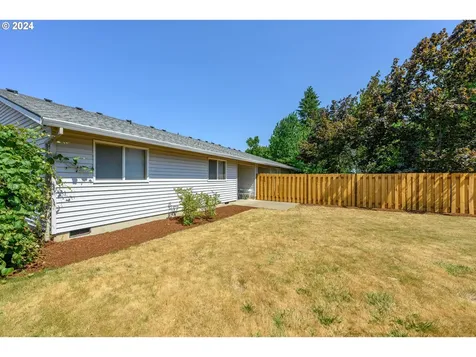 2516 NE Norton Court Mcminnville OR 97128