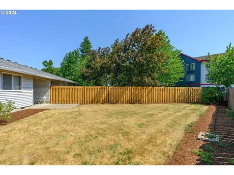 2516 NE Norton Court Mcminnville OR 97128