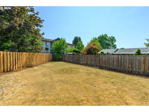 2516 NE Norton Court Mcminnville OR 97128