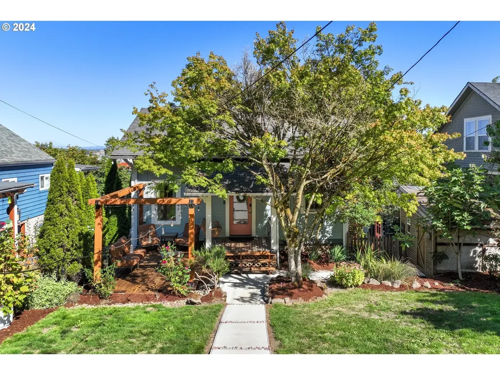 10106 NW Wilark Avenue Portland OR 97231