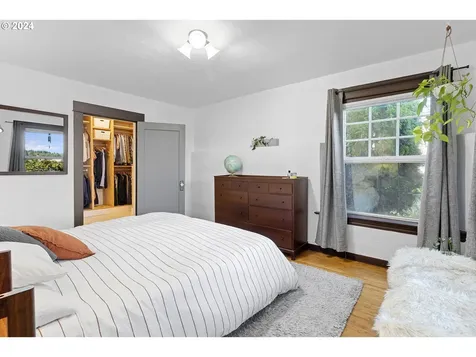 10106 NW Wilark Avenue Portland OR 97231