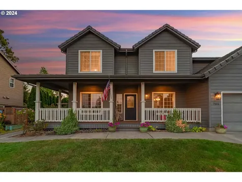 705 Nw Fremont Street Camas WA 98607