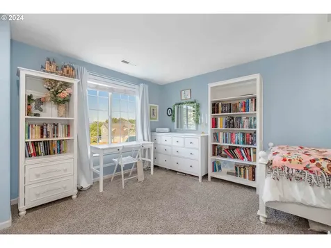 705 Nw Fremont Street Camas WA 98607