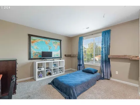 705 Nw Fremont Street Camas WA 98607