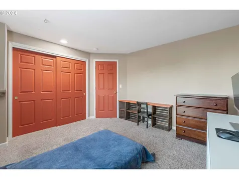 705 Nw Fremont Street Camas WA 98607