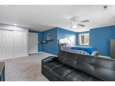 705 Nw Fremont Street Camas WA 98607