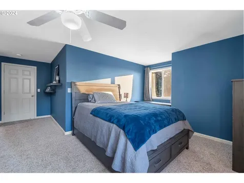 705 Nw Fremont Street Camas WA 98607