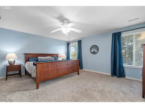 705 Nw Fremont Street Camas WA 98607